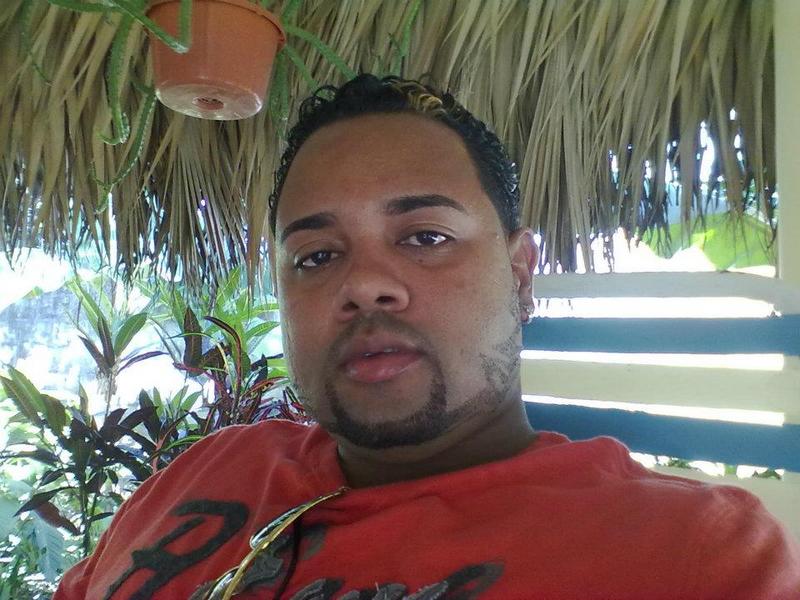 Date this attractive Dominican Republic man Alexander from Santodomingo DO18588
