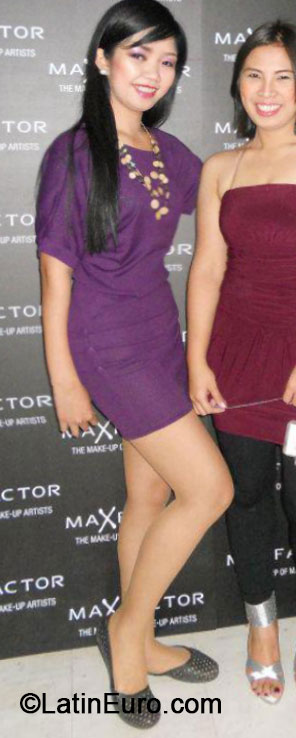 Date this young Philippines girl Michelle from Antipolo City PH624