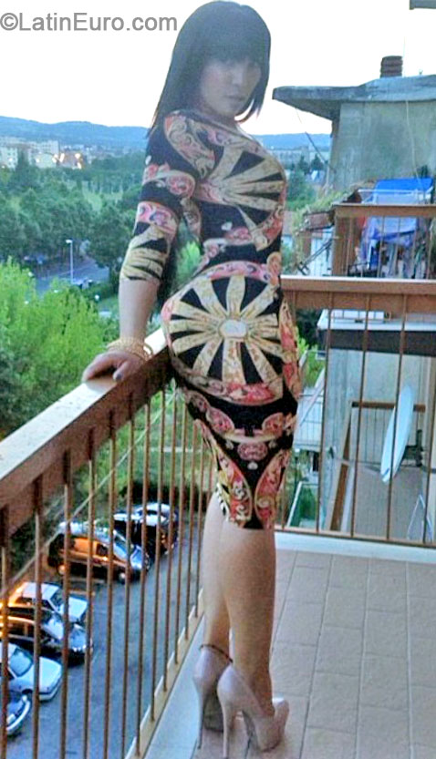 Date this charming Dominican Republic girl Fanny from La Vega DO18750