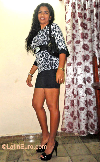Date this georgeous Cuba girl Yuli from Las Tunas CU49