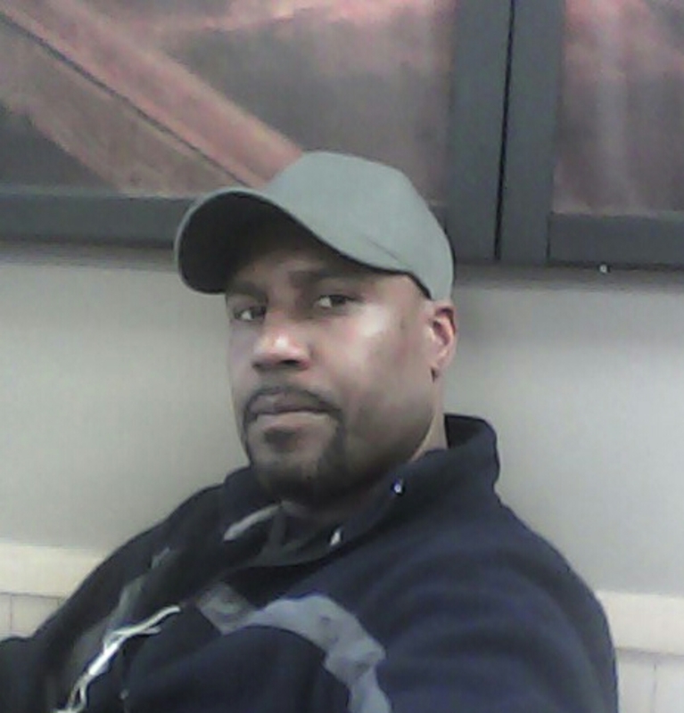 Date this hot United States man Kron from Boston US14994
