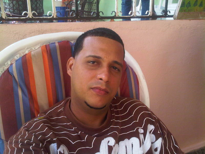 Date this voluptuous Dominican Republic man Alexis morel ro from Dominican Repub DO19170
