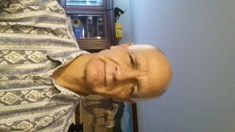 Date this funny United States man Nosquarehere from Westmont US15094