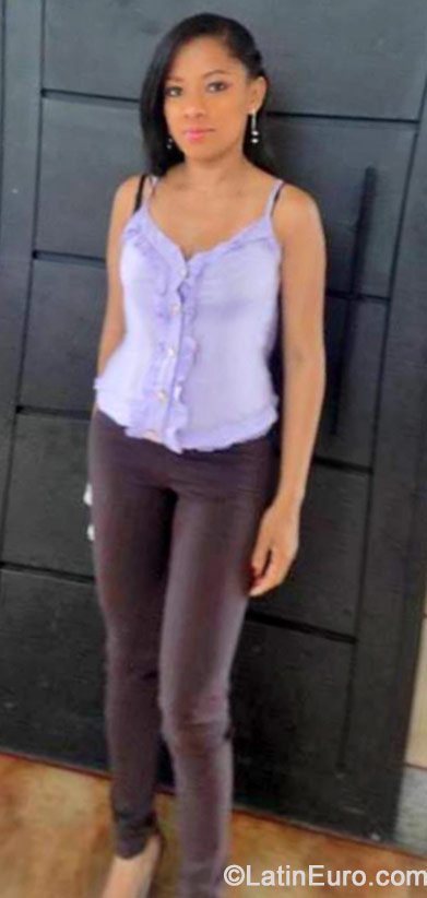 Date this gorgeous Colombia girl Danna from Bogota CO15422