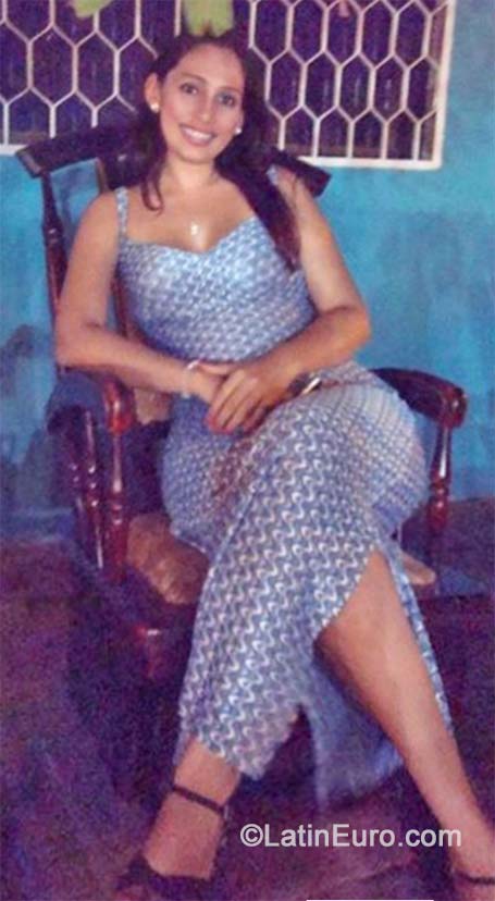 Date this funny Colombia girl Dianita23 from Barranquilla CO16523