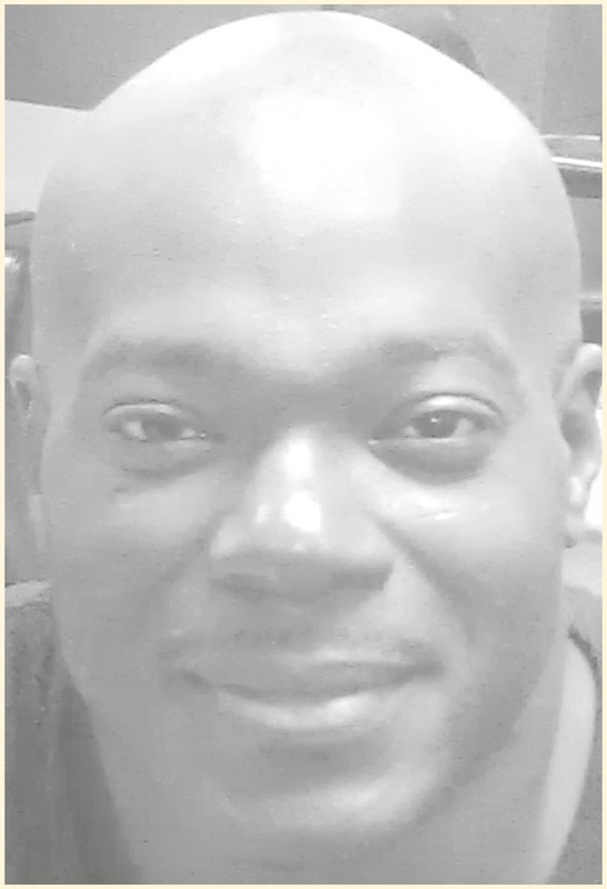 Date this foxy United States man Irving from Clearwater US15273