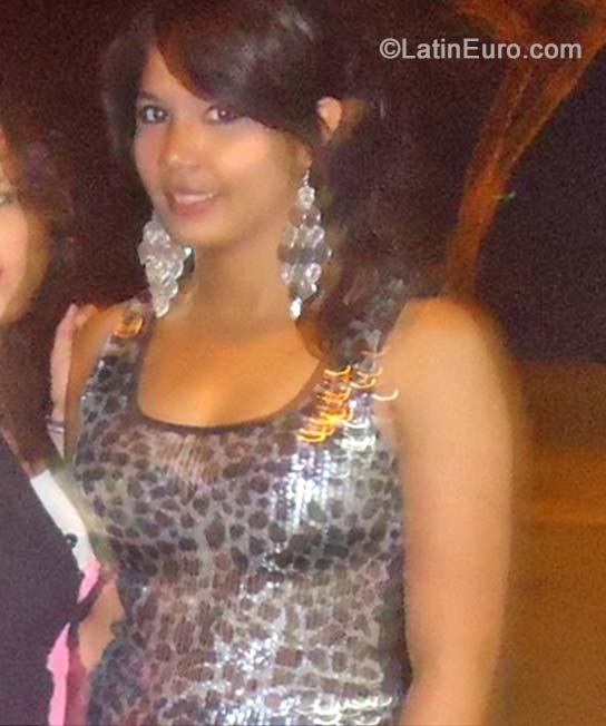 Date this hard body Honduras girl Roxana from Comayagua HN1217