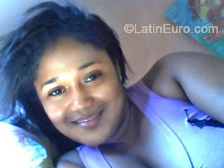 Date this fun Colombia girl Ana Cristina Di from Cartagena CO15998