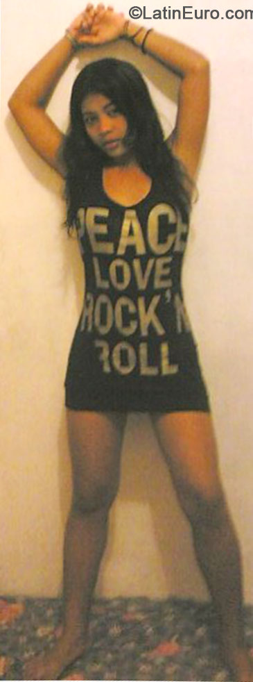 Date this beautiful Philippines girl Mira from Cebu City PH692