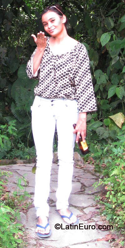 Date this georgeous Colombia girl Viviana from Cali CO16144