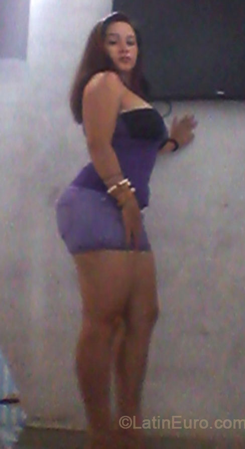 Date this charming Brazil girl Patricia from Sao Luis BR9774