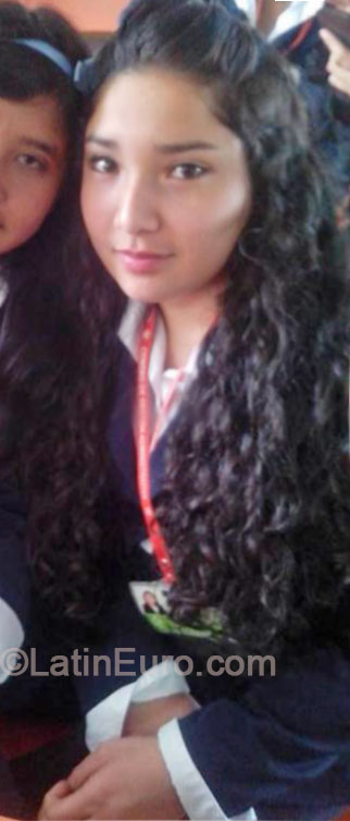 Date this beautiful Colombia girl Karoll from Bogota CO16266