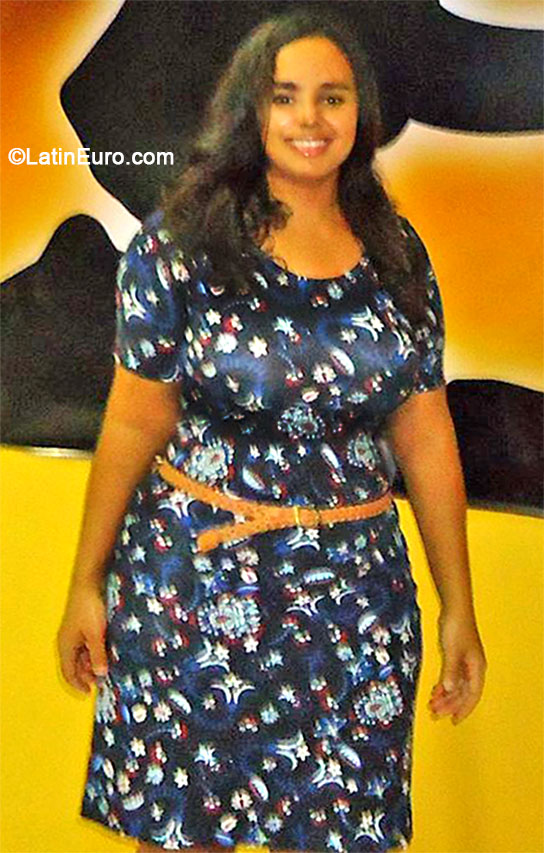 Date this sensual Brazil girl Roseane from Teresina BR9060