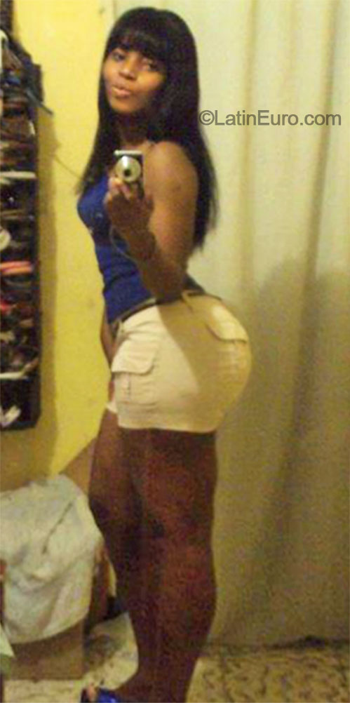 Date this young Colombia girl Marisol from Cali CO19553