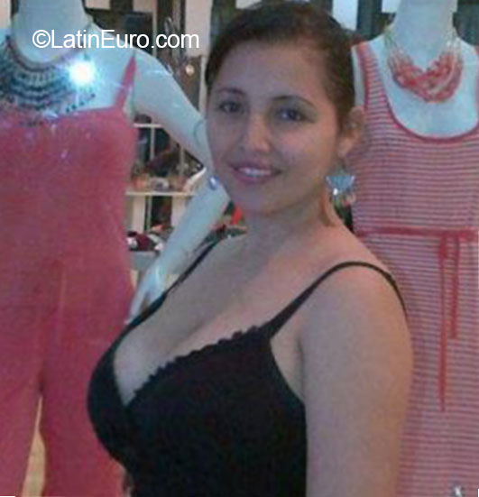 Date this pretty Honduras girl Judith from La Ceiba HN1224