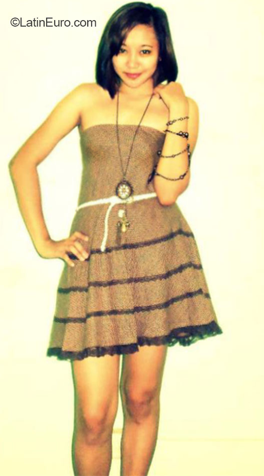 Date this good-looking Philippines girl Nhala - Rose from Bocolod PH718