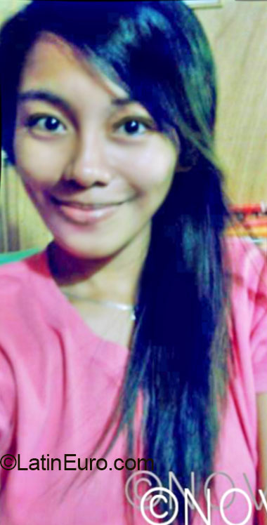 Date this attractive Philippines girl Nova from Digos City PH720
