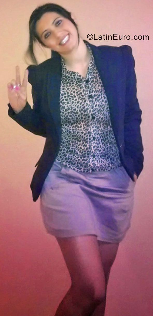 Date this passionate Colombia girl Maribel from Bogota CO16529