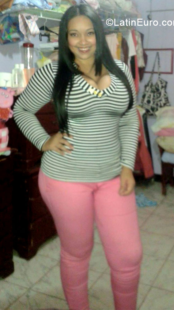 Date this good-looking Venezuela girl Labella from Maracaibo VE331