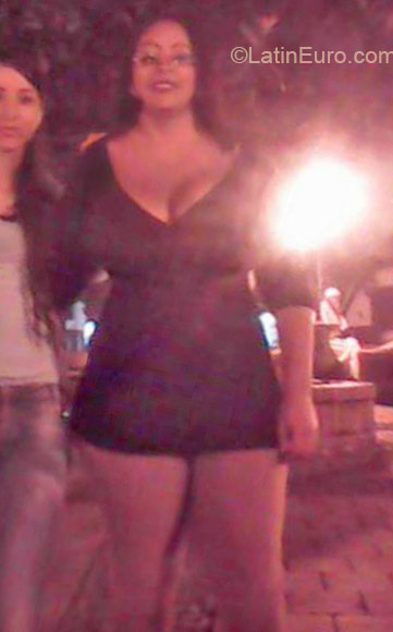 Date this stunning Colombia girl Yolima from Medellin CO16661