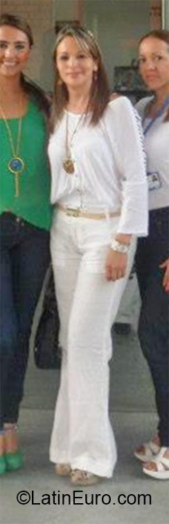 Date this good-looking Colombia girl Miuriel from Cucuta CO16689