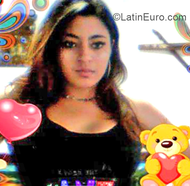 Date this hot Colombia girl July from Cali CO16750