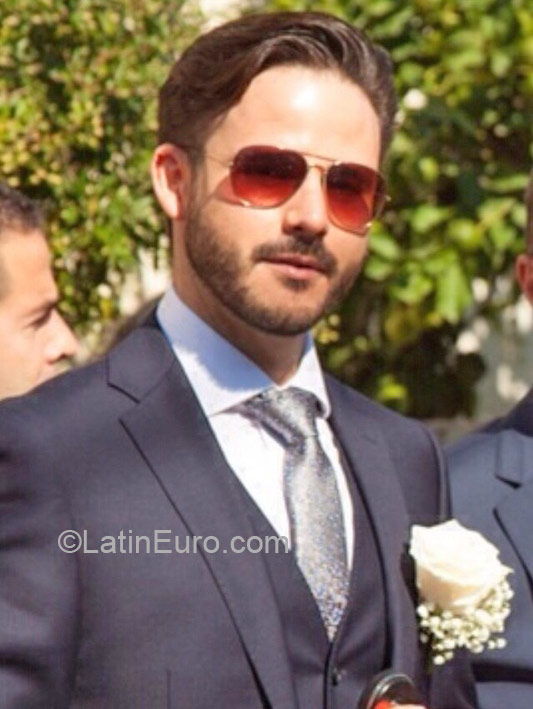 Date this exotic United Kingdom man AntoLondon from London GB791