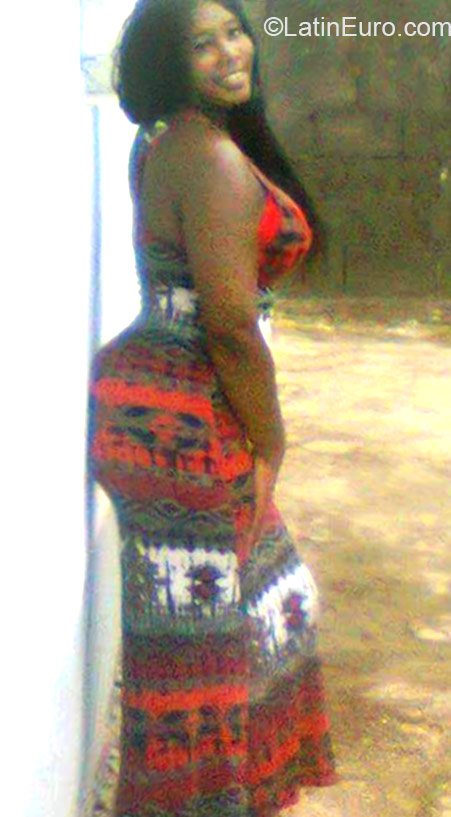 Date this good-looking Jamaica girl Misciah from Kingston JM1966