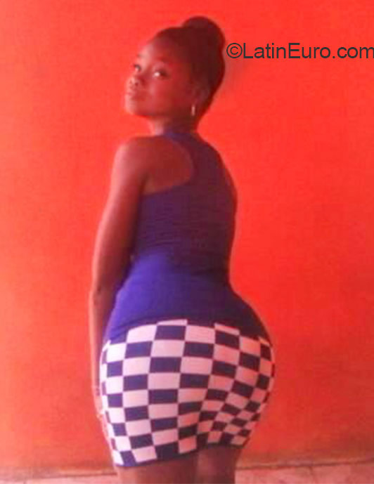 Date this cute Jamaica girl Tanisha from Kingston JM2064