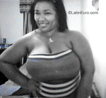 voluptuous Colombia girl Yina from Barranquilla CO17503