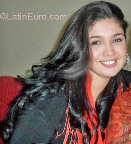 Date this fun Colombia girl Paola from Cucuta CO17551