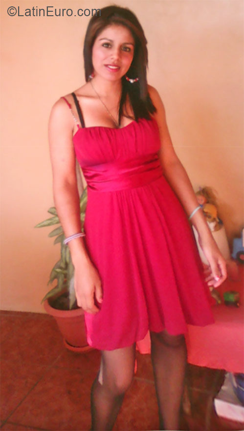 Date this foxy Honduras girl Fernanda from Tegucigalpa HN1552