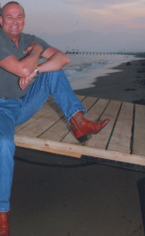 Date this athletic United States man George from Houston US16294