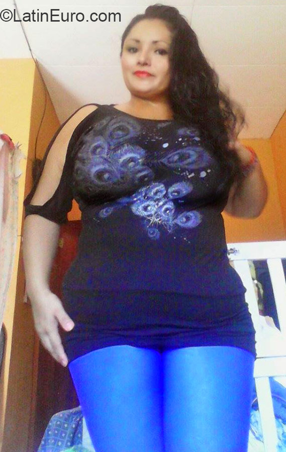 Date this foxy Honduras girl Maria from Tocoa HN1579
