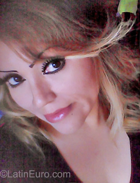 Date this tall Mexico girl Jazmin from Juarez MX1444
