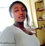 happy Colombia girl Brigete from Bogota CO17822