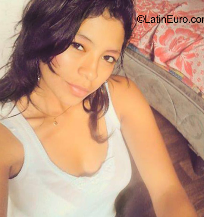 Date this good-looking Guatemala girl Karen from Guatamala City GT76