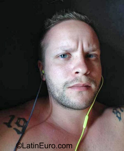 Date this athletic Sweden man Pepsign from Norrkoping SE219