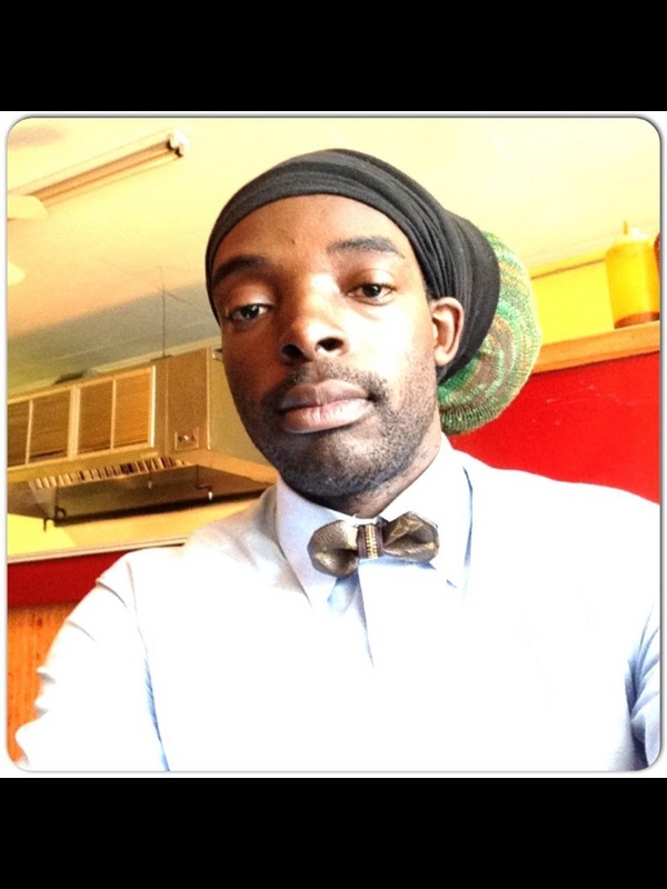 Date this happy United States man East from Chicago US16405