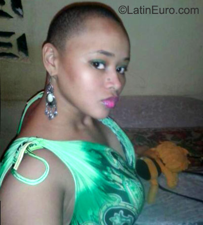 Date this exotic Dominican Republic girl Yadira from Santo Domingo DO23051