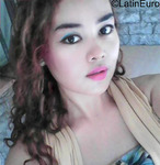 good-looking Saudi Arabia girl Kris from Riyadh SA22