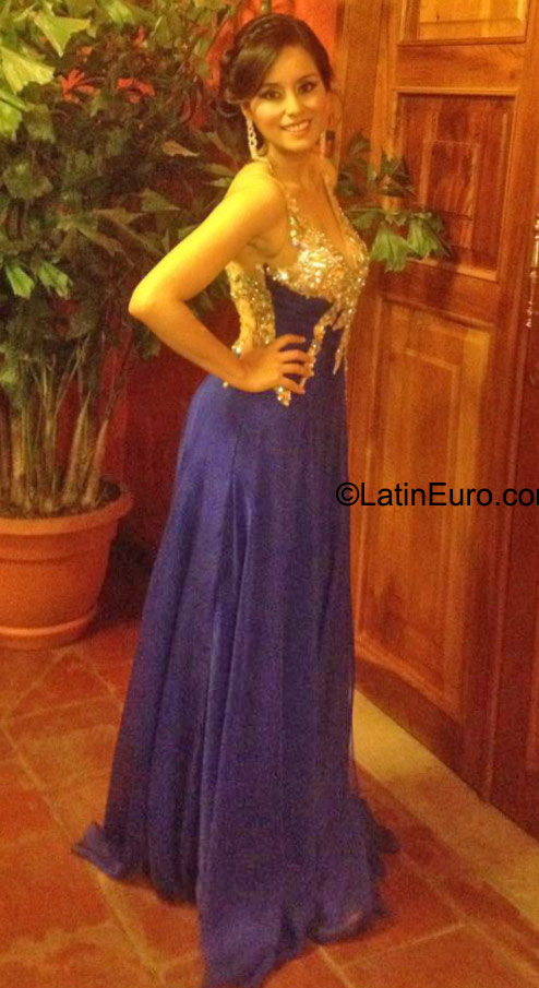 Date this nice looking Honduras girl Iveth from Comayagua HN1688