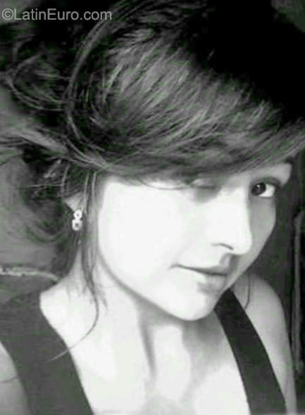Date this beautiful Honduras girl Isis from Tegucigalpa HN1690