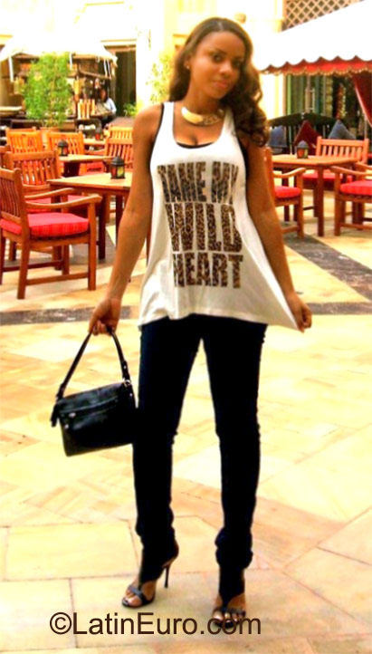 Date this athletic Ivory Coast girl Ornella from Abidjan IC76