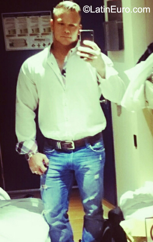 Date this sensual Sweden man John79 from Gothenburg SE231