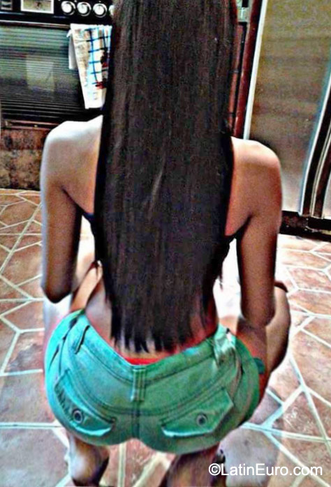 Date this lovely Dominican Republic girl Jasmin from Santo Domingo DO23338