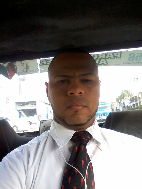 Date this young Dominican Republic man Julio from Santo Domingo DO23591
