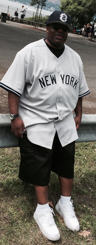 Date this tall Dominican Republic man LASER69 from 1. Marion Street DO23683