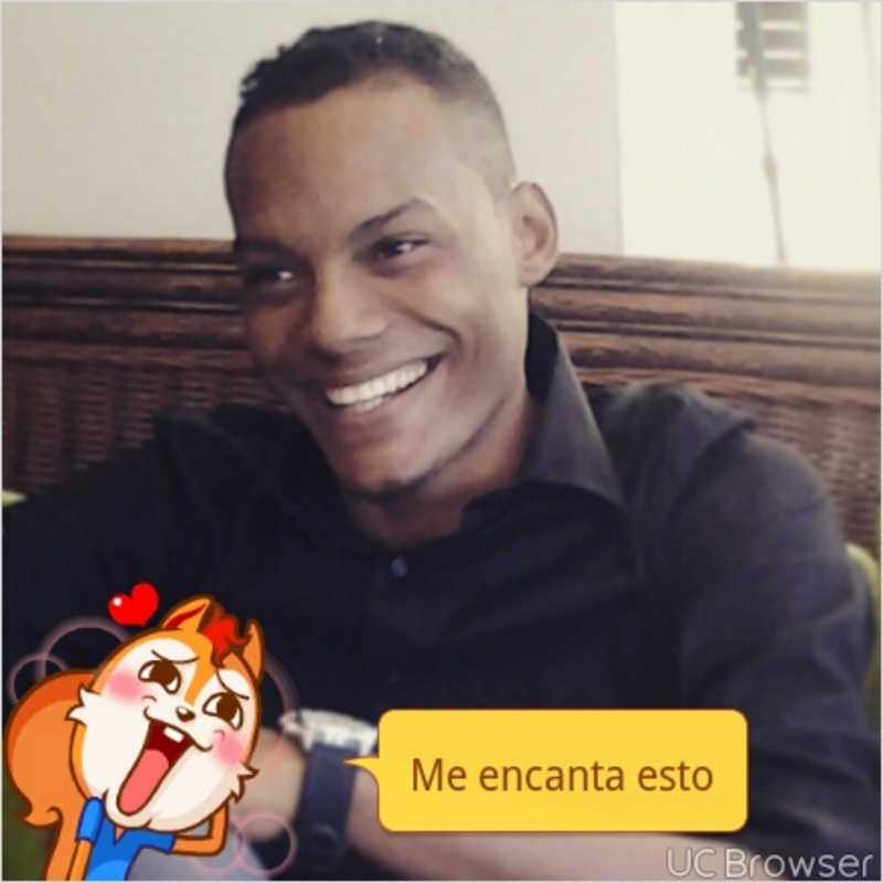 Date this young Dominican Republic man Ricardo from Santo Domingo DO23749