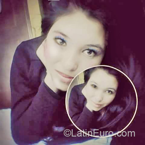 Date this pretty Colombia girl Johanna from Bogota CO18249
